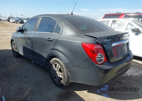 2015 Chevrolet Sonic Lt Auto из США, поврежденный, VIN 1G1JC5SH6F4199206